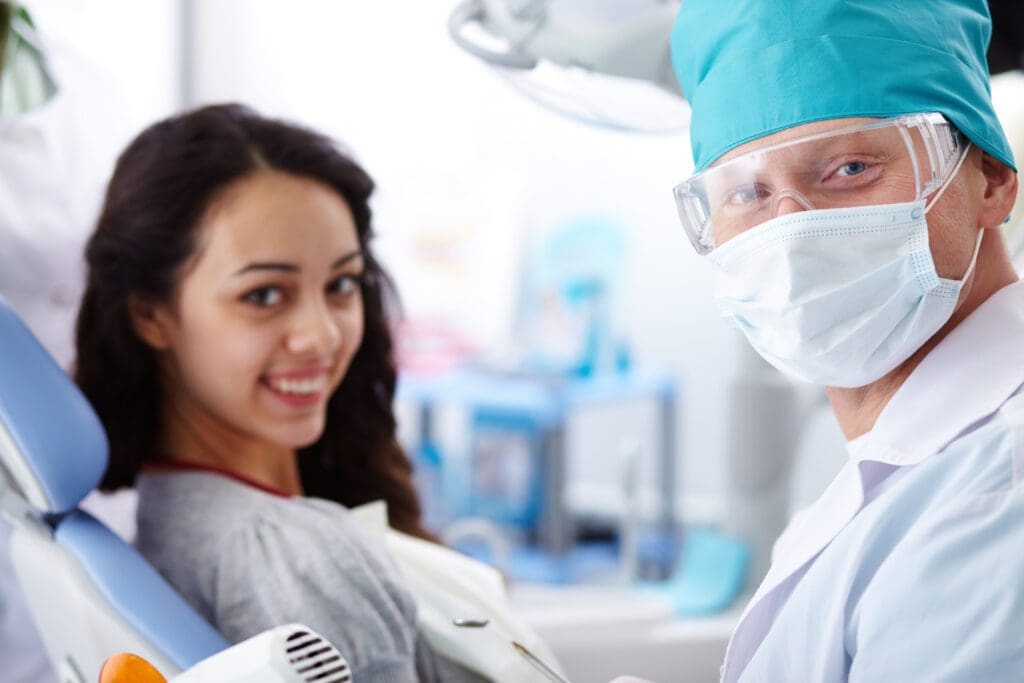 dentist treating woman in murfreesboro